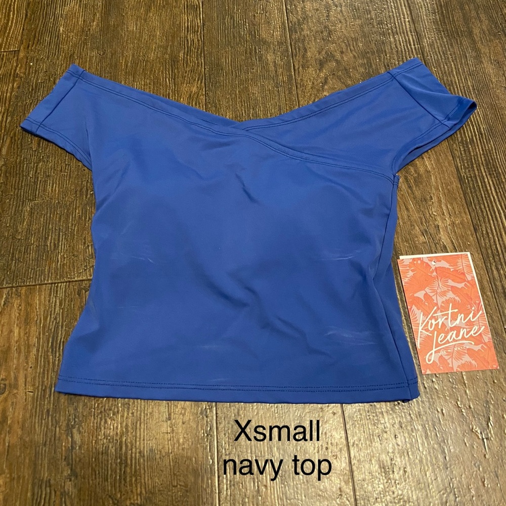 Kj off the shoulder top nwt